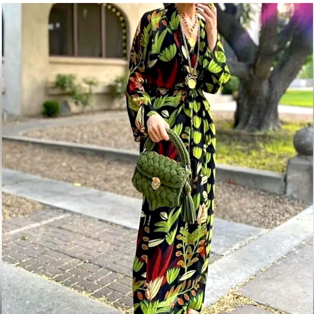 Zara chiffon flowy v-neck Black slip maxi dress and belted duster cover up sz.S